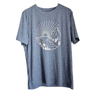 NEW Women's Mountain View Scenic Graphic T-Shirt XL